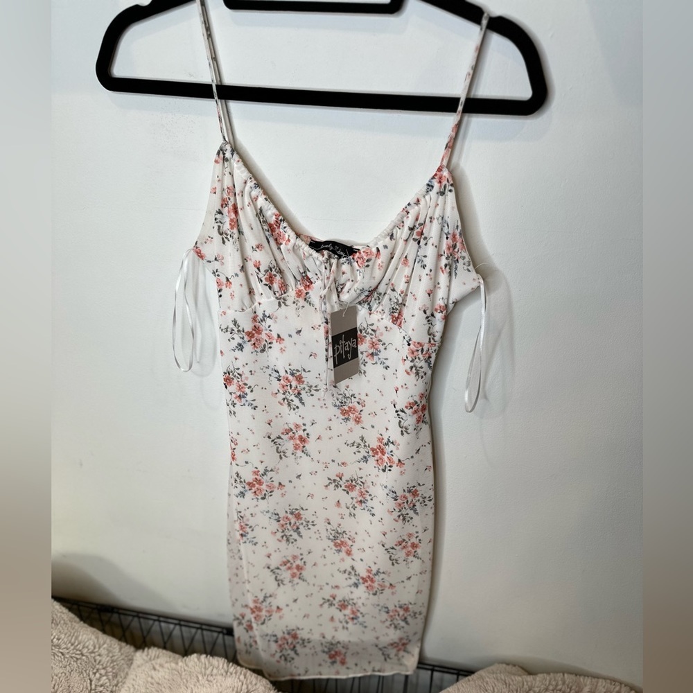 Floral print dress - Picture 3 of 5